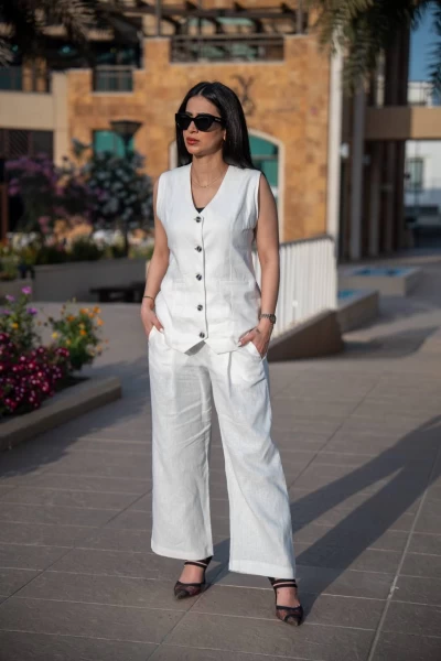 طقم مكون من فيست و بنطلون بخام لينن باللون الابيض C:IB1085 white